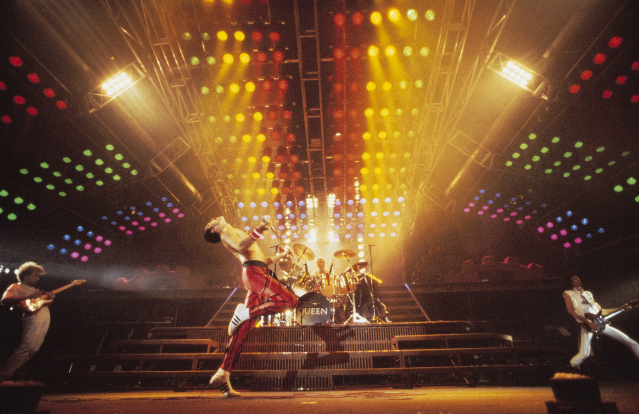 queen-photo-by-denis-oregan-queen-productions-ltd-taken-at-nec-birmingham-during-the-works-tour-1984